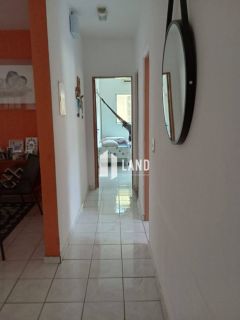Excelente casa no Bairro Acarape frente para Av Maranhão - Teresina - PI