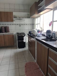 Excelente casa no Bairro Acarape frente para Av Maranhão - Teresina - PI