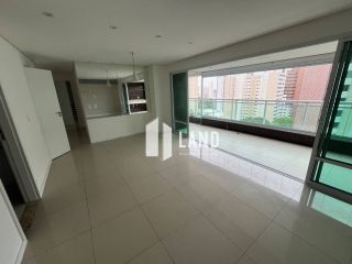 Apartamento Para Vender com 04 quartos 03 suítes no bairro Guararapes em Fortaleza