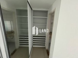 Apartamento Para Vender com 04 quartos 03 suítes no bairro Guararapes em Fortaleza