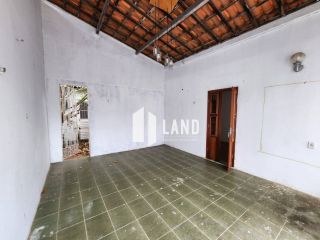 Vendo Casa Plana no Benfica - Ótima Oportunidade - Por R$ 298.000,00