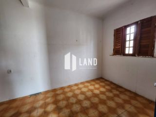 Vendo Casa Plana no Benfica - Ótima Oportunidade - Por R$ 298.000,00