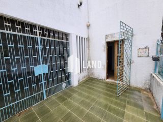 Vendo Casa Plana no Benfica - Ótima Oportunidade - Por R$ 298.000,00