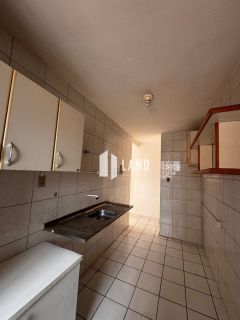 OPORTUNIDADE DE APARTAMENTO DE 03 QUARTOS, COM SUÍTE NO MONTE CASTELO
