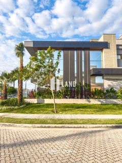 Casa de Condomínio Para Vender com 4 quartos 4 suítes no bairro Cidade Alpha em Eusébio
