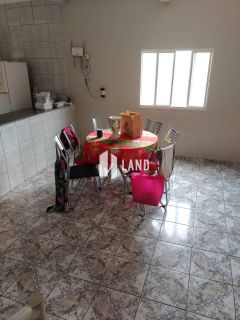 Excelente casa Duplex no Bairro Lourival Parente - Teresina - PI