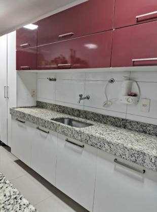 Apartamento Para Vender com 3 quartos 1 suítes no bairro Escolha um bairro... em Teresina