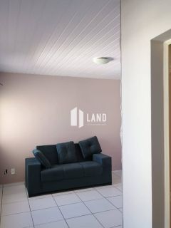 Apto com 2 quartos no VILLAGE LESTE