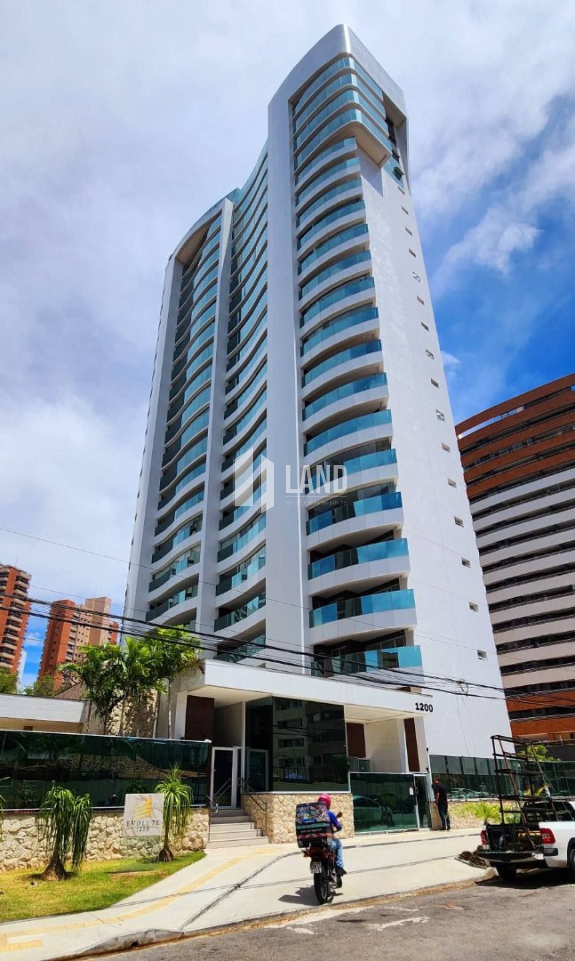 EVOLUTE 1200  ANDAR ALTO REPASSE