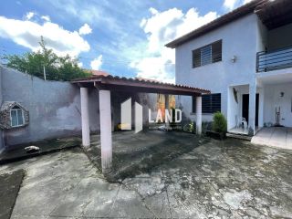 Casa Para Vender com 05 quartos 03 suítes no bairro Passare em Fortaleza