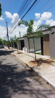 Casa Para Vender com 3 quartos 3 suítes no bairro Messejana em Fortaleza