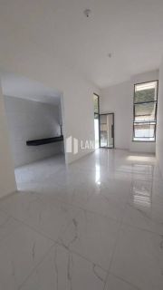 Casa Para Vender com 3 quartos 3 suítes no bairro Messejana em Fortaleza