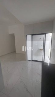 Casa Para Vender com 3 quartos 3 suítes no bairro Messejana em Fortaleza