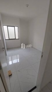 Casa Para Vender com 3 quartos 3 suítes no bairro Messejana em Fortaleza