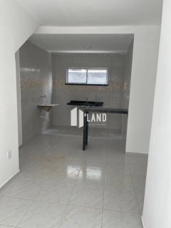 Apartamento Para Vender com 02 quartos 01 suítes no bairro ANCURI em Itaitinga
