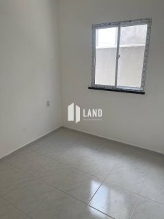 Apartamento Para Vender com 02 quartos 01 suítes no bairro ANCURI em Itaitinga