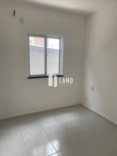 Apartamento Para Vender com 02 quartos 01 suítes no bairro ANCURI em Itaitinga