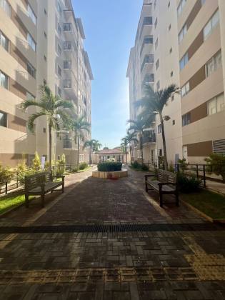 Apartamento na Zona Leste, de 61m2 de 02 quartos sendo 01 suíte