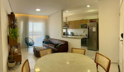 Apartamento na Zona Leste, de 61m2 de 02 quartos sendo 01 suíte