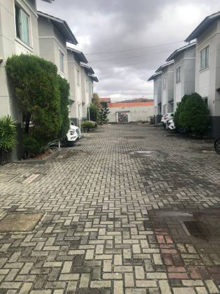 Casa de Condomínio 3 Quartos e Lazer
