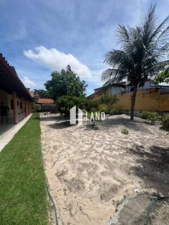 CASA PLANA NA MESSEJANA COM 3 DORMITÓRIOS (3 SUÍTES), 3 VAGAS DE GARAGEM, BANHEIRO SOCIAL, A VENDA, 240 M² (TERRENO COM 720 M2 - 24X30) POR R$ 1.200.000 - PRÓXIMA A AV. FREI CIRILO E AO GRAN SHOPPING MESSEJANA - MESSEJANA - FORTALEZA/CE