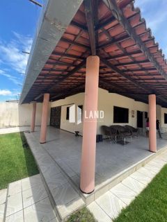 CASA PLANA NA MESSEJANA COM 3 DORMITÓRIOS (3 SUÍTES), 3 VAGAS DE GARAGEM, BANHEIRO SOCIAL, A VENDA, 240 M² (TERRENO COM 720 M2 - 24X30) POR R$ 1.200.000 - PRÓXIMA A AV. FREI CIRILO E AO GRAN SHOPPING MESSEJANA - MESSEJANA - FORTALEZA/CE