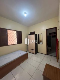 CASA PLANA NA MESSEJANA COM 3 DORMITÓRIOS (3 SUÍTES), 3 VAGAS DE GARAGEM, BANHEIRO SOCIAL, A VENDA, 240 M² (TERRENO COM 720 M2 - 24X30) POR R$ 1.200.000 - PRÓXIMA A AV. FREI CIRILO E AO GRAN SHOPPING MESSEJANA - MESSEJANA - FORTALEZA/CE