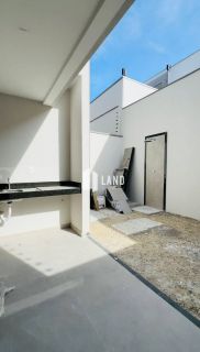 Casa Para Vender com 4 quartos, sendo 3 suítes no Eusébio.