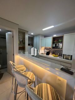 APARTAMENTO TÉRREO NO PORTO DAS DUNAS (AQUAVILLE), PORTEIRA FECHADA, COM 3 QUARTOS (3 SUÍTES), BANHEIRO SOCIAL, VARANDA, 2 VAGAS DE GARAGEM, NASCENTE, LAZER COMPLETO, PÉ NA AREIA, 99M², R$ 1.150.000,00 - PORTO DAS DUNAS - AQUIRAZ/CE