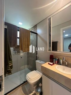 APARTAMENTO TÉRREO NO PORTO DAS DUNAS (AQUAVILLE), PORTEIRA FECHADA, COM 3 QUARTOS (3 SUÍTES), BANHEIRO SOCIAL, VARANDA, 2 VAGAS DE GARAGEM, NASCENTE, LAZER COMPLETO, PÉ NA AREIA, 99M², R$ 1.150.000,00 - PORTO DAS DUNAS - AQUIRAZ/CE