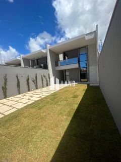 Casa Para Vender com 4 quartos 4 suítes no bairro Jardim das Oliveiras em Fortaleza.