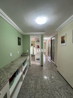 APARTAMENTO 1 POR ANDAR COM 4 SUÍTES, SEMI-MOBILIADO (MÓVEIS FIXOS), CLOSET, SALÃO DE FESTAS, DECK COM CHURRASQUEIRA, 4 VAGAS DE GARAGEM, DEPENDÊNCIA COM BANHEIRO, 240M², POR R$ 1.200.000, GUARARAPES - FORTALEZA - CE