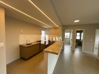 Apartamento de 70m2 com 03 quartos sendo 01 suite, cozinha americana, todo reformado, área de lazer e bem localizado perto da avenida Kennedy