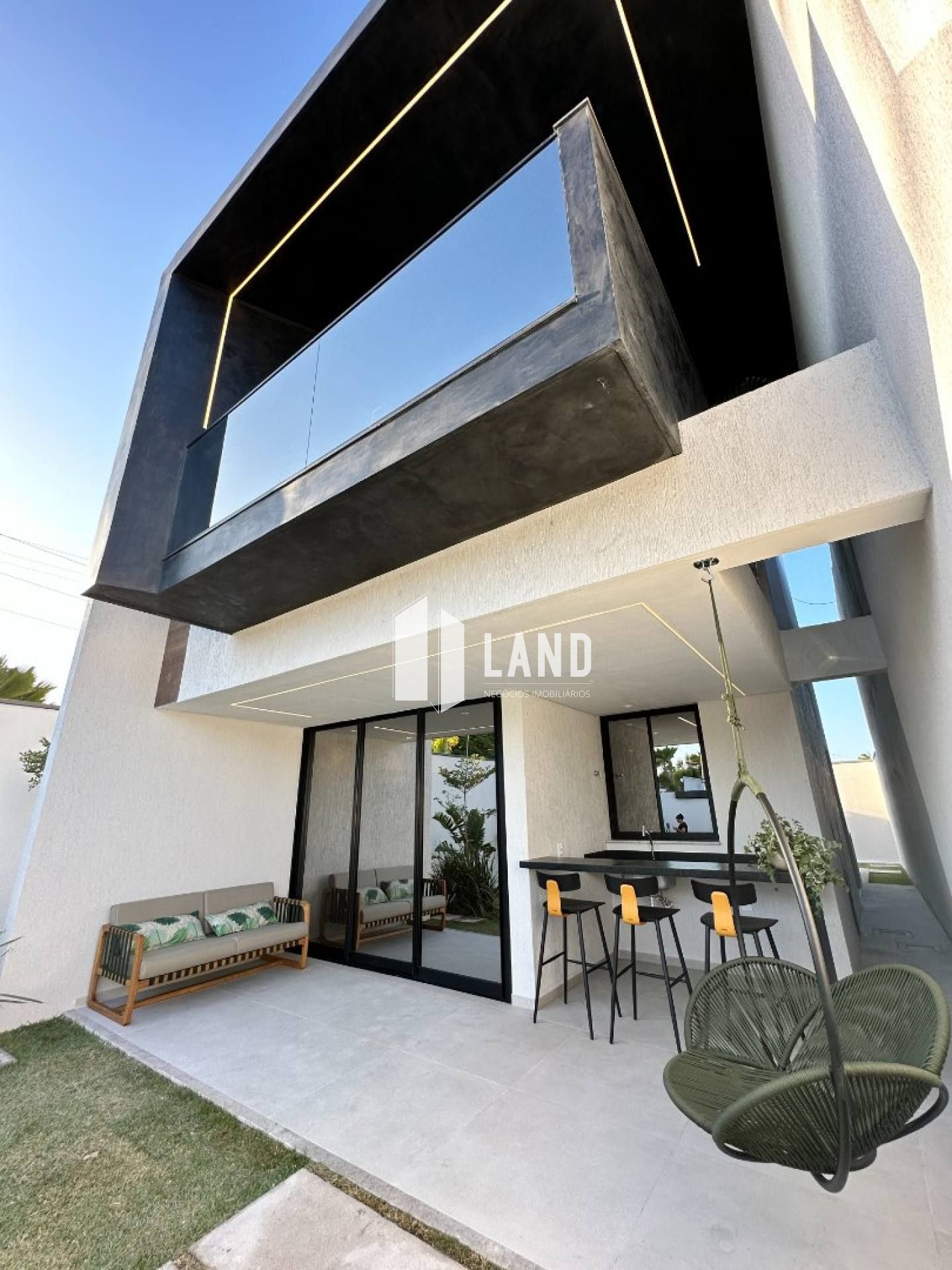 Casa Para Vender com 4 quartos 4 suítes no bairro Timbu em Eusébio