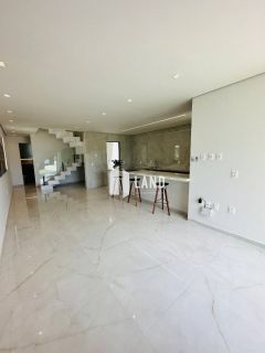 Casa Para Vender com 4 quartos 4 suítes no bairro Timbu em Eusébio