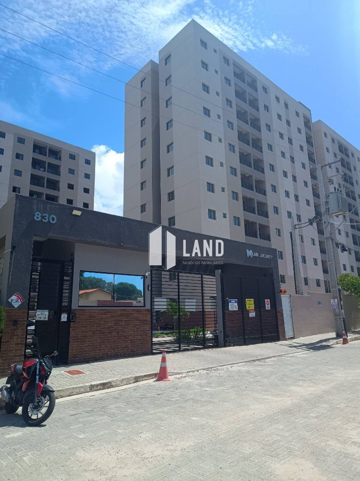 Apartamento a venda com 3 quartos 2 banheiros por R$399.000,00