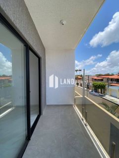 Casa Para Vender com 4 quartos 4 suítes no bairro Edson Queiroz em Fortaleza