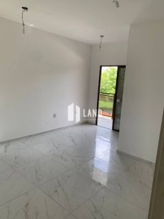 Casa Para Vender com 4 quartos 4 suítes no bairro Jardim das Oliveiras em Fortaleza