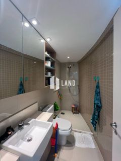 Apartamento Para Vender com 3 quartos 3 suítes no bairro Guararapes em Fortaleza