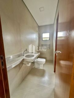 Casa térrea no Aldebaran Leste com 3 suítes