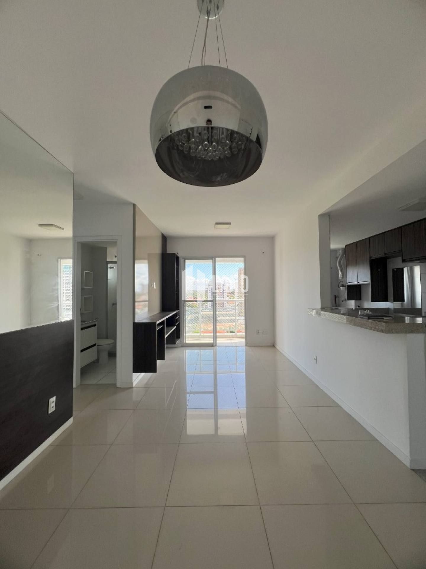 Apartamento de 2 quartos no Jóquei