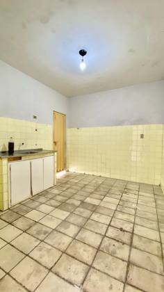 Casa térrea no Saci com 03 quartos sendo 01 suíte