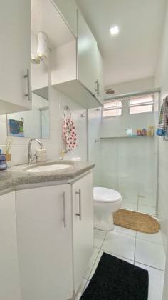 Apartamento com suíte no Ininga (Cond. Caneleiro)