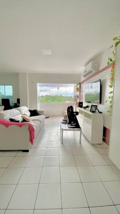 Apartamento com suíte no Ininga (Cond. Caneleiro)