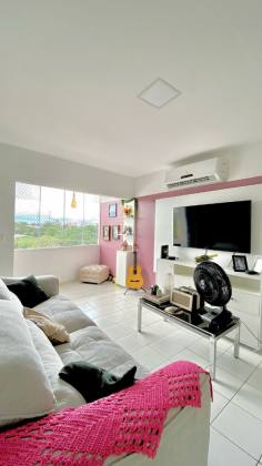 Apartamento com suíte no Ininga (Cond. Caneleiro)