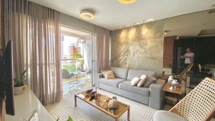 Apartamento com 03 suítes no Cond. Amalfi