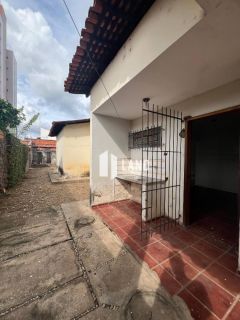 Casa no Bairro Ininga a 100 metros da Av. Homero Castelo Branco