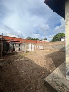 Casa no Bairro Ininga a 100 metros da Av. Homero Castelo Branco
