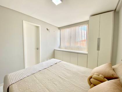 Apartamento com 02 quartos (01 suíte) e 01 ano de energia elétrica gratuita!