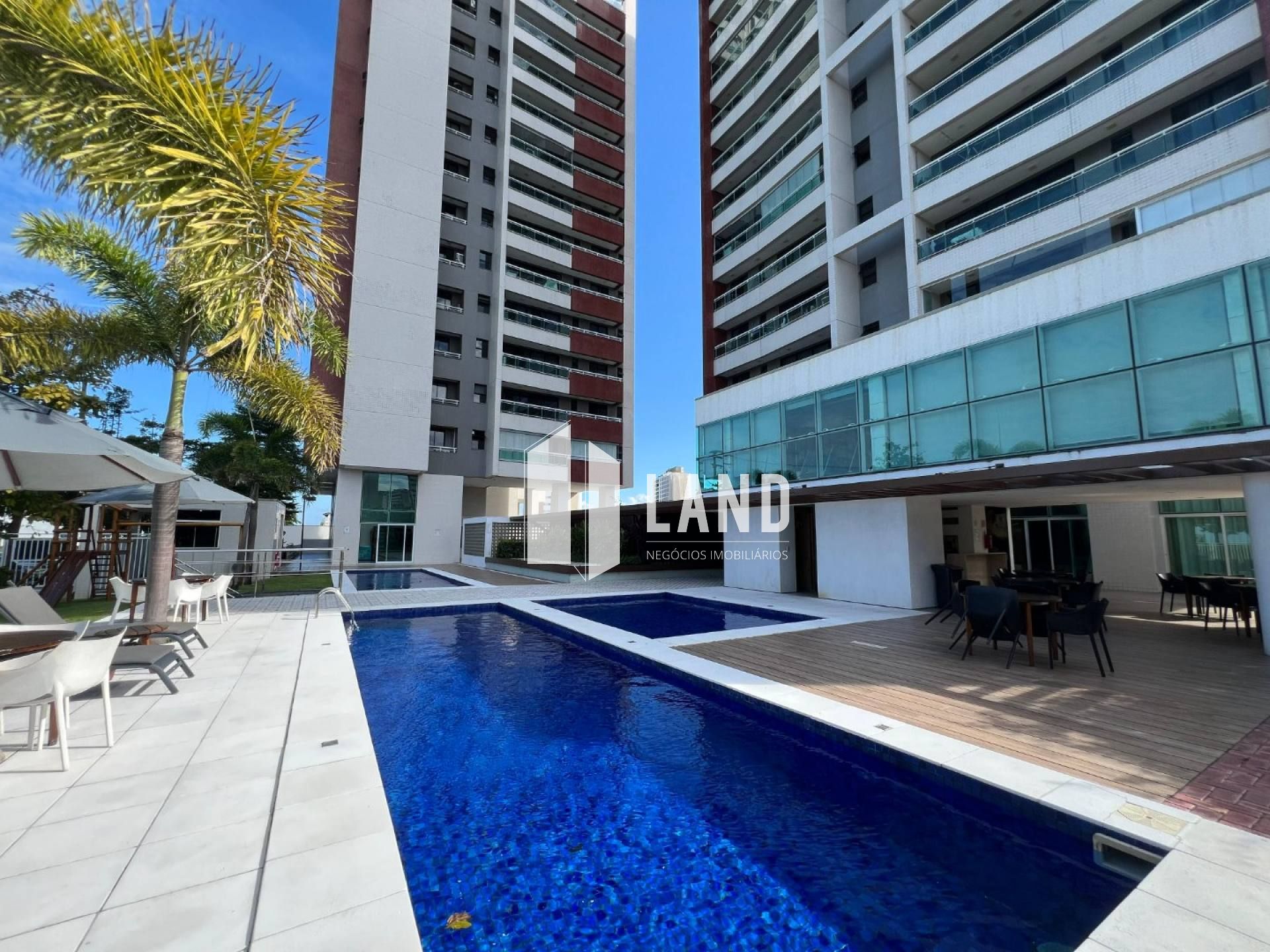 Apartamento com 2 quartos 1 suíte no bairro Engenheiro Luciano Cavalcante por R$ 660.000,00